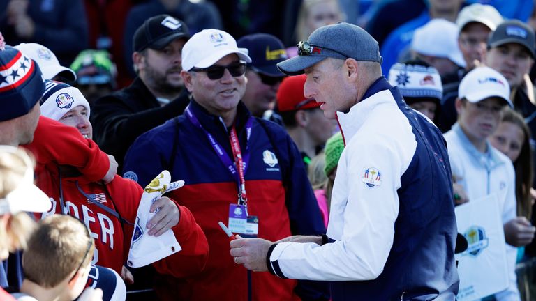 CHASKA, MN - SEPTEMBER 27:  Vice-captain Jim Furyk of the United States signs autographs for fans prior to the 2016 Ryder Cup at Hazeltine National Golf Cl