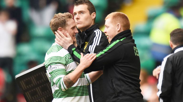 Neil Lennon embraces Kris Commons in what turned out to be his last game in charge of Celtic