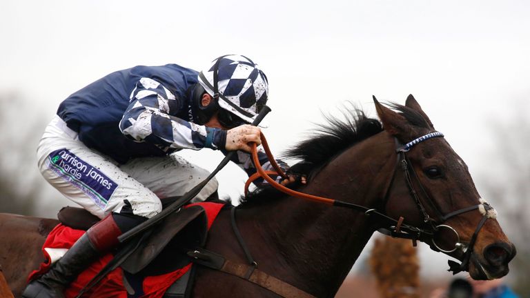 Lifeboat Mona ridden by Sam Twiston-Davies goes on to win The 32Red.com Mares' Hurdle Race run during 32Red Day at Sandown Racecourse. PRESS ASSOCIATION Ph