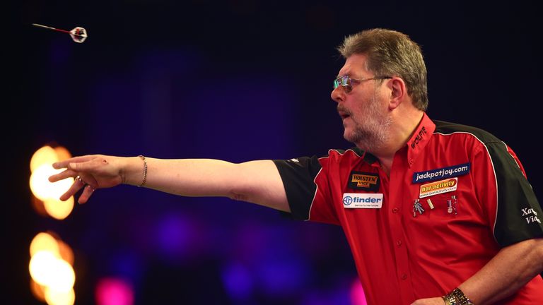 Martin Adams was taken to the limit by Ryan Joyce in the first round at Lakeside