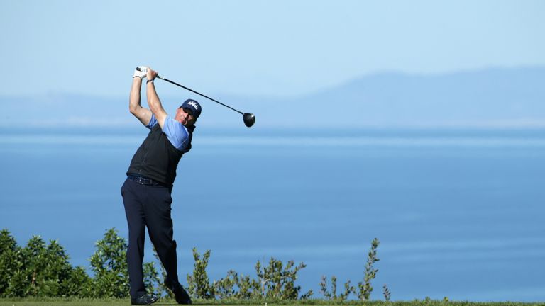SAN DIEGO, CA - JANUARY 28:  Phil Mickelson plays his shot from the fifth tee during the third round of the Farmers Insurance Open at Torrey Pines South on
