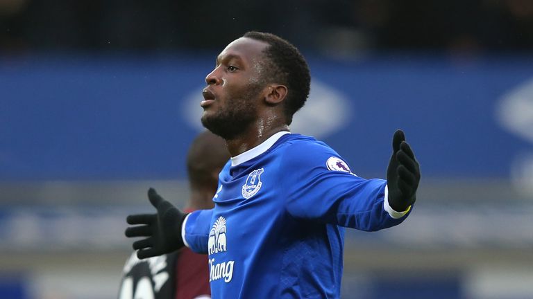 Romelu Lukaku celebrates after his goal gives Everton a first-half lead