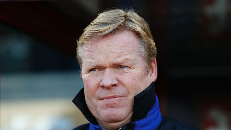 Everton's Dutch manager Ronald Koeman arrive for the English Premier League football match between Crystal Palace and Everton at Selhurst Park in south Lon
