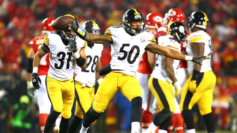 KANSAS CITY, MP - JANUARY 15:  Inside linebacker Ryan Shazier #50 of the Pittsburgh Steelers celebrates a play against the Kansas City Chiefs during the se