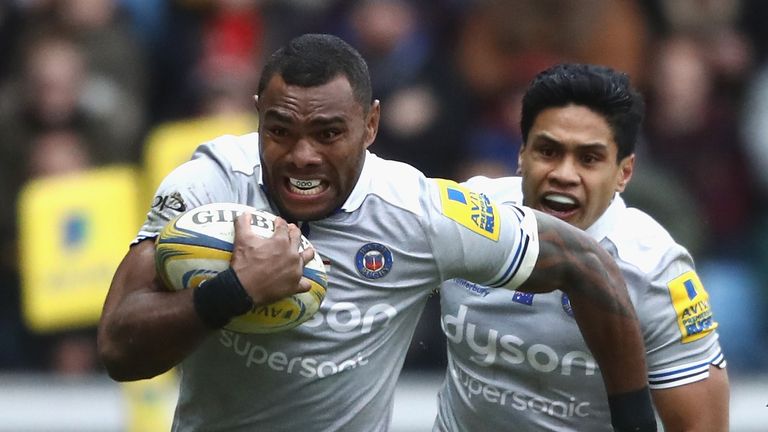 Semesa Rokoduguni of Bath breaks with the ball 