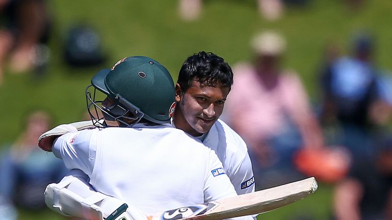 Porno super sexy qizlar Trans qizi onasi bilan jinsiy aloqada boladi