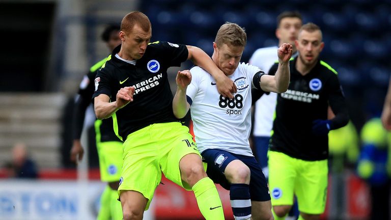 Steve Sidwell tackles Daryl Horgan