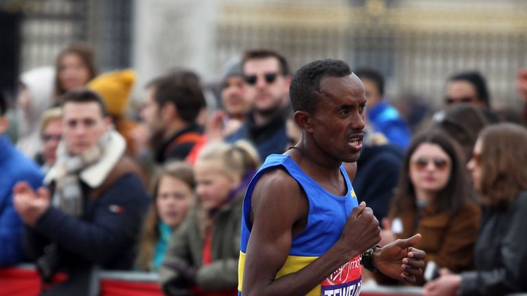 Tsegai Tewelde at the 2016 London Marathon