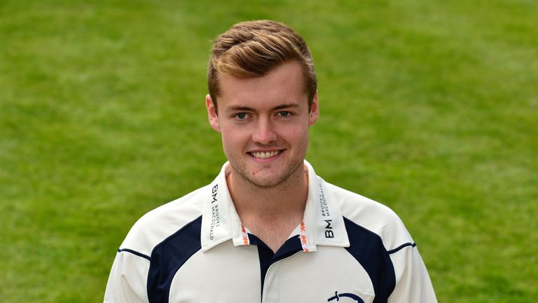 Tom Helm has signed a new contract with Middlesex