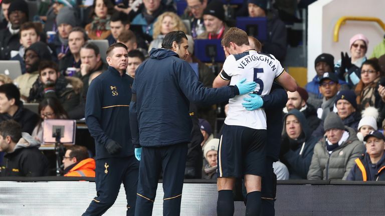 Jan Vertonghen has to leave the pitch after an hour at White Hart Lane