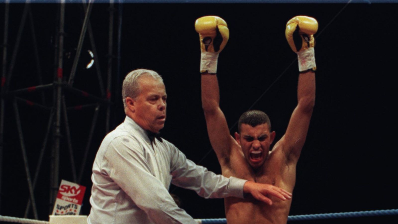 Prince naseem enemy. Бокс принц Насим Хамед. Prince Naseem's бои. Prince Naseem Ava. Prince Naseem's vs.