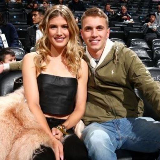 Bouchard goes on Super Bowl date