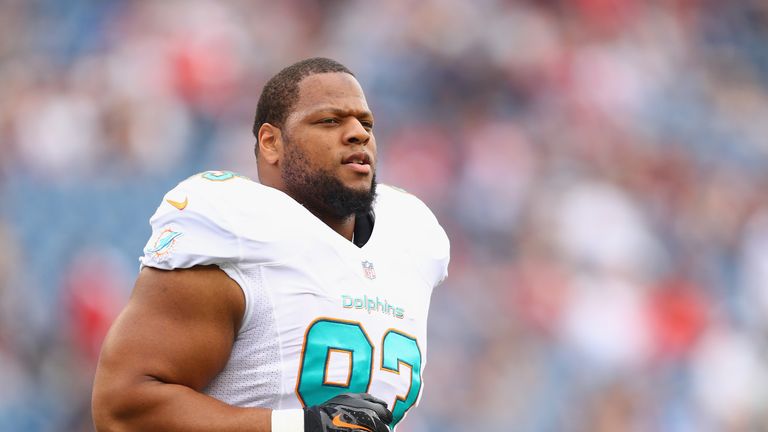 Ndamukong Suh finally gets to play in a Super Bowl -- against the Patriot  Way 