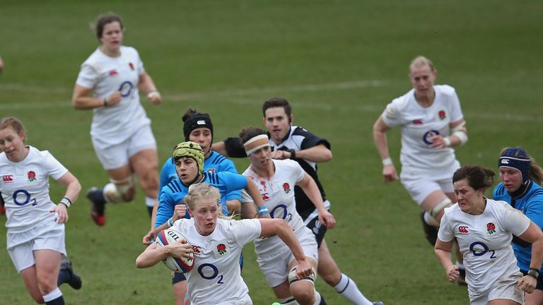 Alex Matthews breaks against Italy 