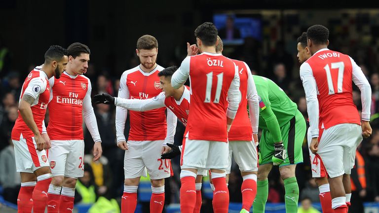 Sol Campbell believes there are a lack of leaders in the current Arsenal side