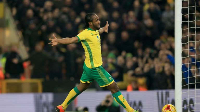 Norwich City's Cameron Jerome scores his side's second goal of the game during the Sky Bet Championship match at Carrow Road, Norwich.