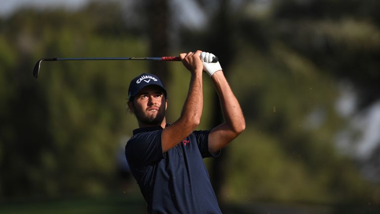 DUBAI, UNITED ARAB EMIRATES - FEBRUARY 05:  Amateur Curtis Luck of Australia hits his third shot on the 18th hole during the final round of the Omega Dubai