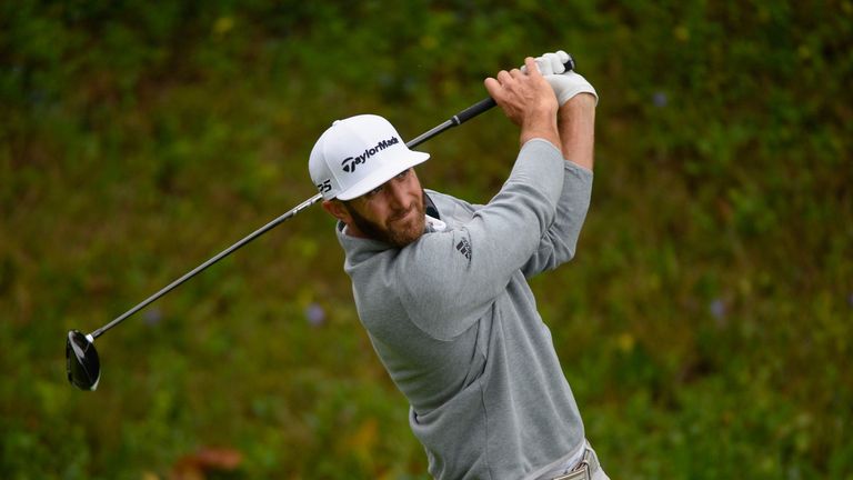PACIFIC PALISADES, CA - FEBRUARY 18:  Dustin Johnson plays his shot from the 13th tee during a continuation of the third round at the Genesis Open at Rivie