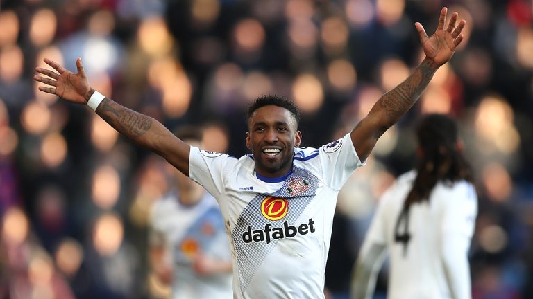 Jermain Defoe celebrates after giving Sunderland a 3-0 lead against Crystal Palace