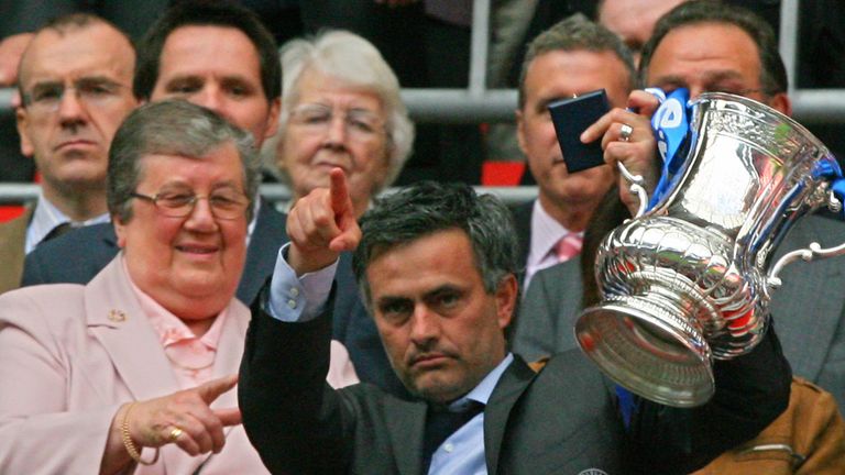 Jose Mourinho won the FA Cup with Chelsea in 2007