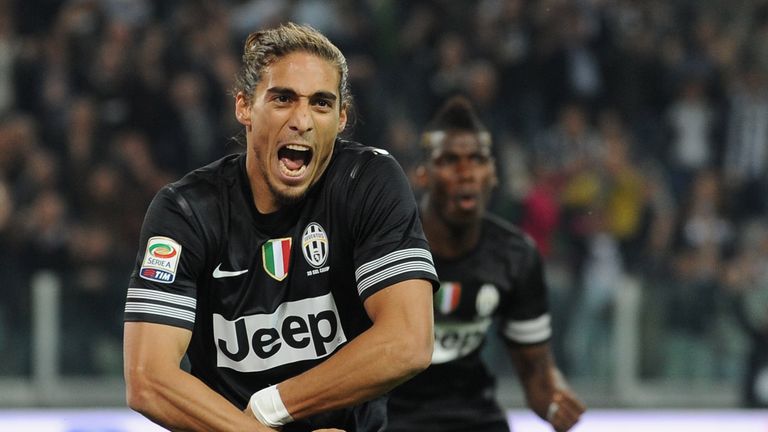 Martin Caceres looks set to join Southampton on a free transfer