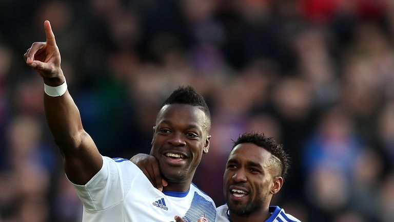 LONDON, ENGLAND - FEBRUARY 04: Lamine Kone (L) of Sunderland celebrates scoring the opening goal with his team mate Jermain Defoe (R) during the Premier Le
