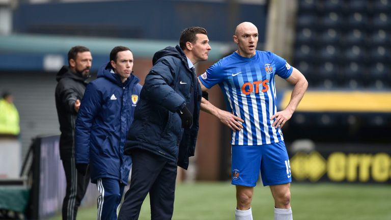 Interim manager Lee McCulloch (left) issues instructions to Conor Sammon, who has started the past two games for Kilmarnock.