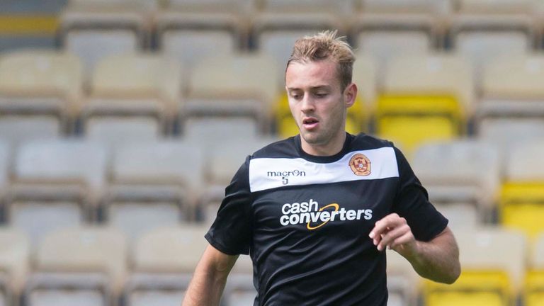 Louis Laing has joined Inverness from Motherwell