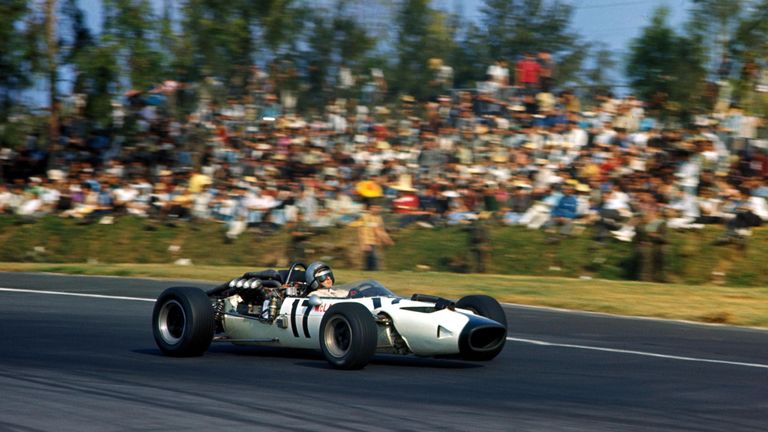 McLaren first ran a white and green colour scheme in F1 in 1966
