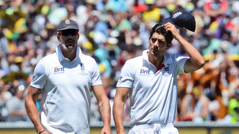 Kevin Pietersen (R) was was told he was no longer part of England's plans in 2014