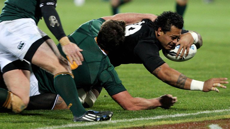 Lauaki picked up 17 caps for the All Blacks over three years, scoring three tries 