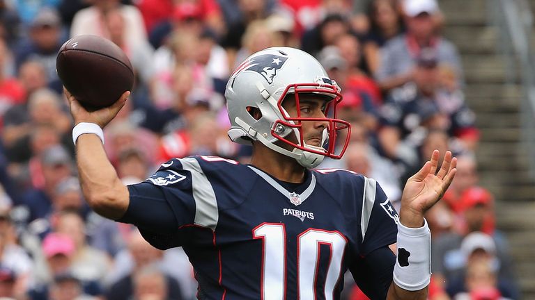 FOXBORO, MA - SEPTEMBER 18:  Jimmy Garoppolo #10 of the New England Patriots throws a pass during the first half against the Miami Dolphins at Gillette Sta