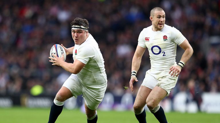 Jamie George runs with the ball during the Six Nations match between England and Italy at Twickenham Stadium 