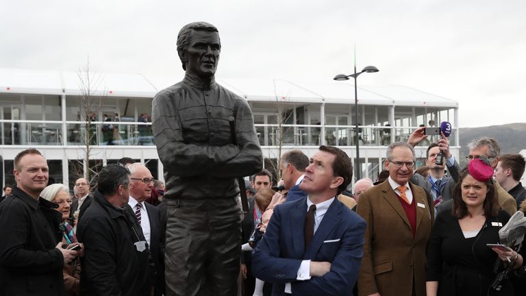 AP McCoy unveils a statue of himself at Cheltenha,