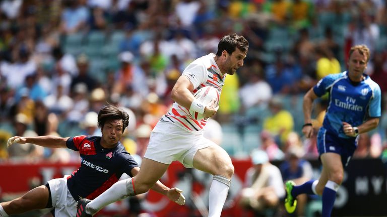 SYDNEY - FEBRUARY 04 2017:  Charlie Hayter of England skips away from the defence to score during the mens pool match between England and Japan