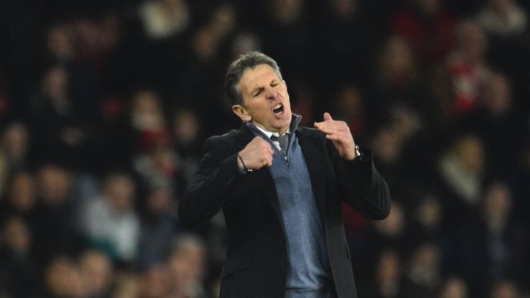 Southampton's French manager Claude Puel reacts on the touchline during the English Premier League football match between Southampton and Tottenham Hotspur