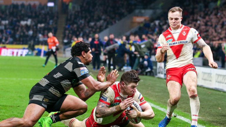 Rugby League - Betfred Super League - Hull FC v St Helens - KCOM Stadium, Hull, England - St Helens' Mark Percival scores a try.