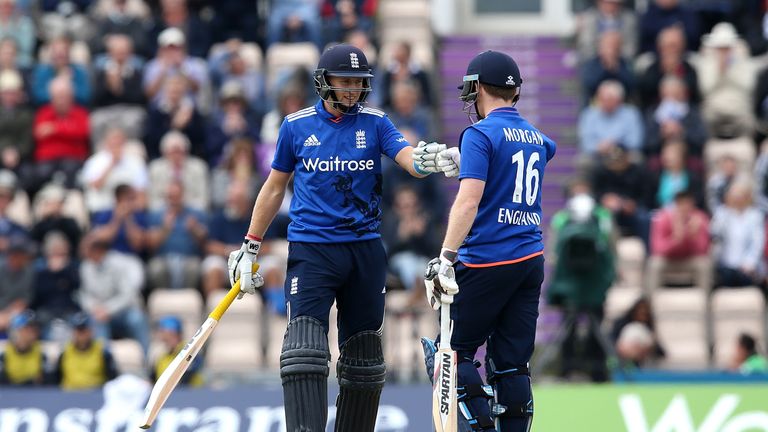 SOUTHAMPTON, ENGLAND - JUNE 14:  Joe Root and Eoin Morgan of England fist pumps during the 3rd ODI Royal London One-Day Series 2015 between England and New
