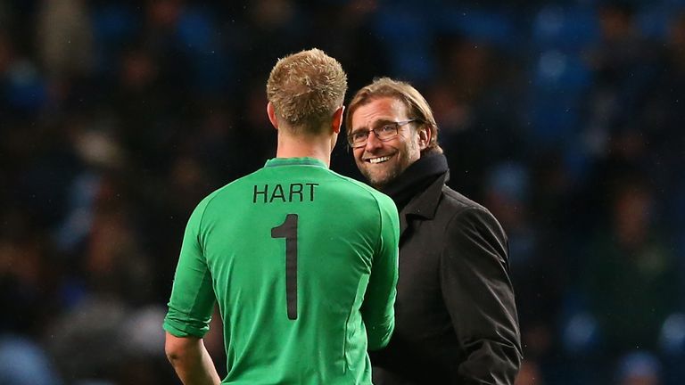 MANCHESTER, ENGLAND - OCTOBER 03:  Borussia Dortmund Manager Jurgen Klopp shakes hands with Joe Hart of Manchester City at the end of the UEFA Champions Le