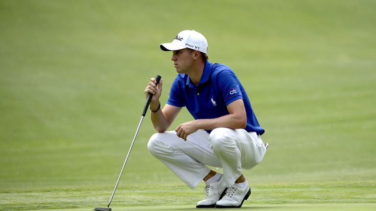 MEXICO CITY, MEXICO - MARCH 04:  Justin Thomas of the United States lines up his putt on the fourth hole during the third round of the World Golf Champions