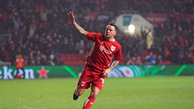 Bristol City's Lee Tomlin celebrates scoring his side's first goal of the game during the Sky Bet Championship match at Ashton Gate, Bristol.