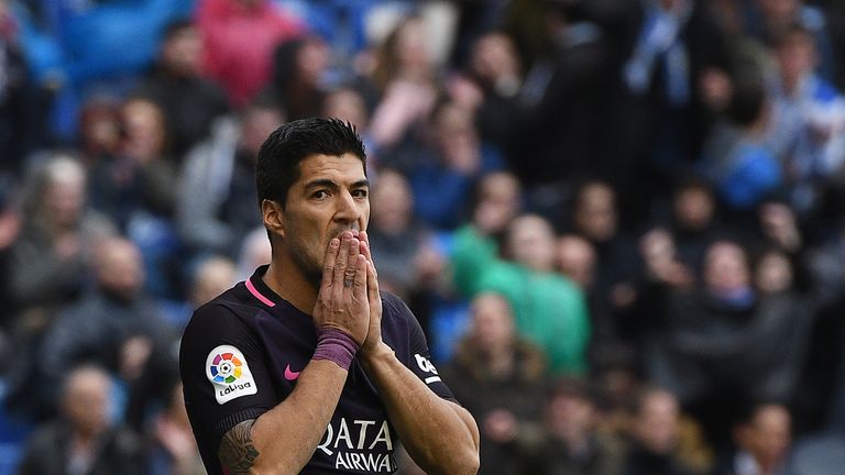 LA CORUNA, SPAIN - MARCH 12: Luis Suarez of FC Barcelona reacts after missing a goal opportunity during the La Liga match between RC Deportivo La Coruna an
