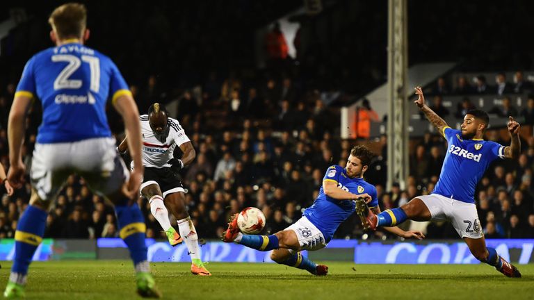 LONDON, ENGLAND - MARCH 07:  Neeskens Kebano of Fulham shoots at goal during the Sky Bet Championship match between Fulham and Leeds United at Craven Cotta