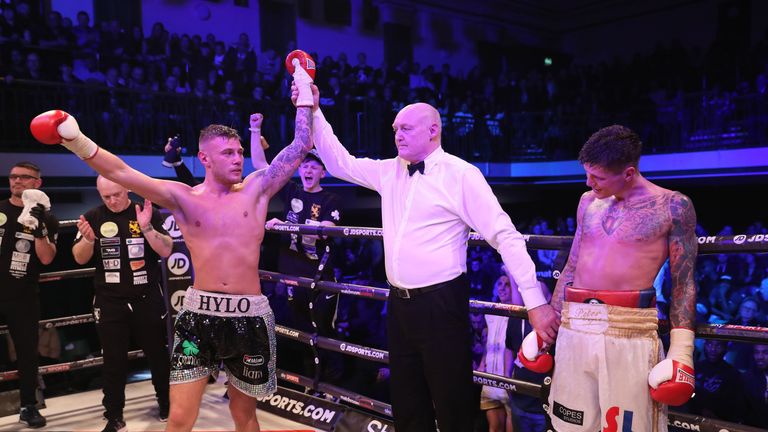 NXTGEN PROMOTION .YORK HALL,BETHNAL GREEN.LONDON.PIC;LAWRENCE LUSTIGX.LIGHTWEIGHTS.PAUL HYLAND JNR V PETER COPE