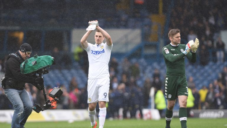 LEEDS, ENGLAND - FEBRUARY 25: Chris Wood and Robert Green of Leeds United claps the fans after the Sky Bet Championship match between Leeds United and Shef