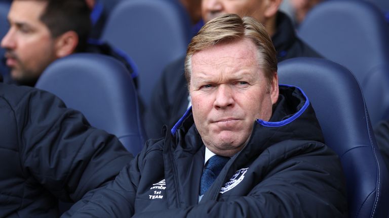 LONDON, ENGLAND - MARCH 05:  Ronald Koeman, Manager of Everton looks on during the Premier League match between Tottenham Hotspur and Everton at White Hart