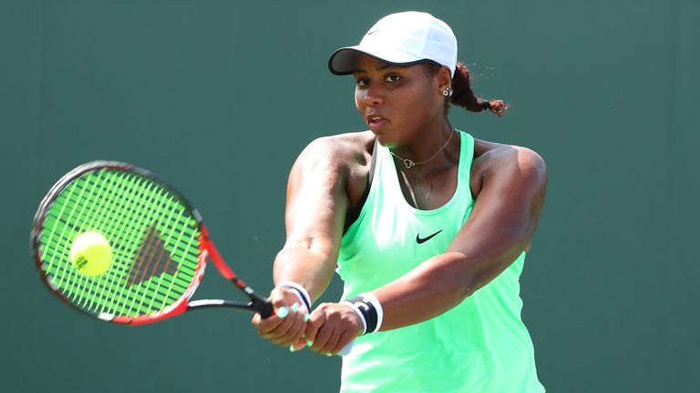KEY BISCAYNE, FL - MARCH 24:  Taylor Townsend returns a shot against Roberta Vinci of Italy during day 5 of the Miami Open at Crandon Park Tennis Center on