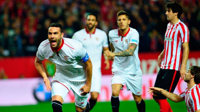 Sevilla's midfielder Vicente Iborra celebrates his goal against Athletic Bilbao