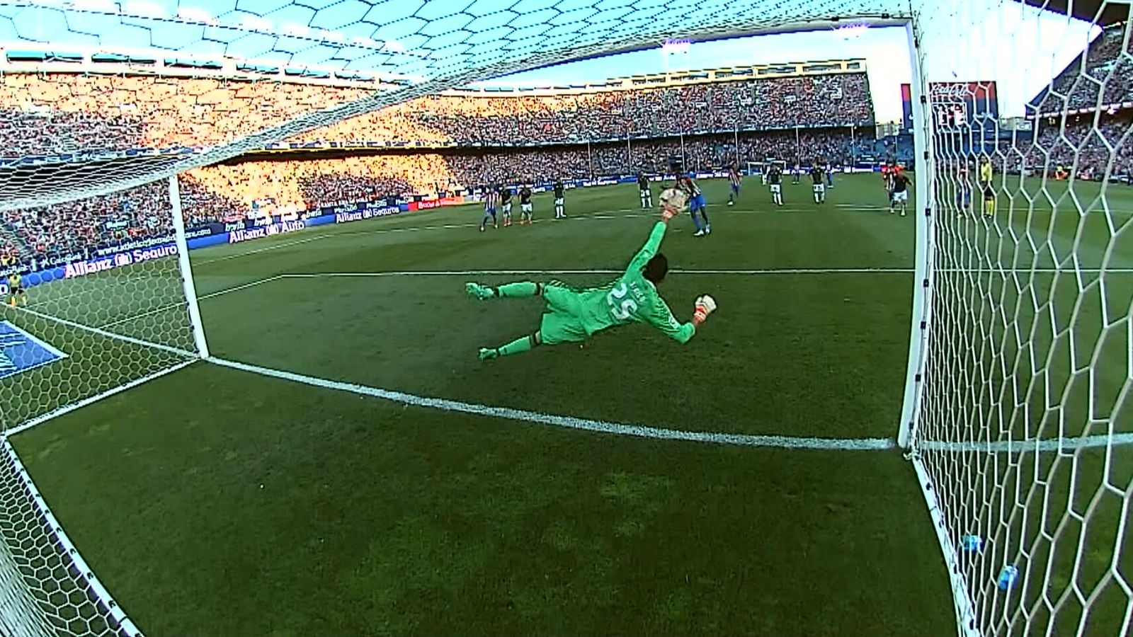 Mascherano 2016,2017. Самый смешной пенальти осасуна видео. Самый смешной пенальти осасуна видео. Матч тв. Смешные пенальти.