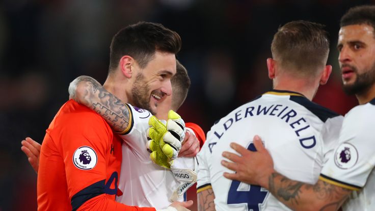 Hugo Lloris celebrates victory with his Tottenham team-mates